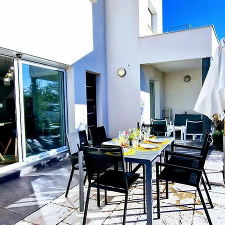 La Catalane, Contemporaine En Bord De Et Climatisee Villa